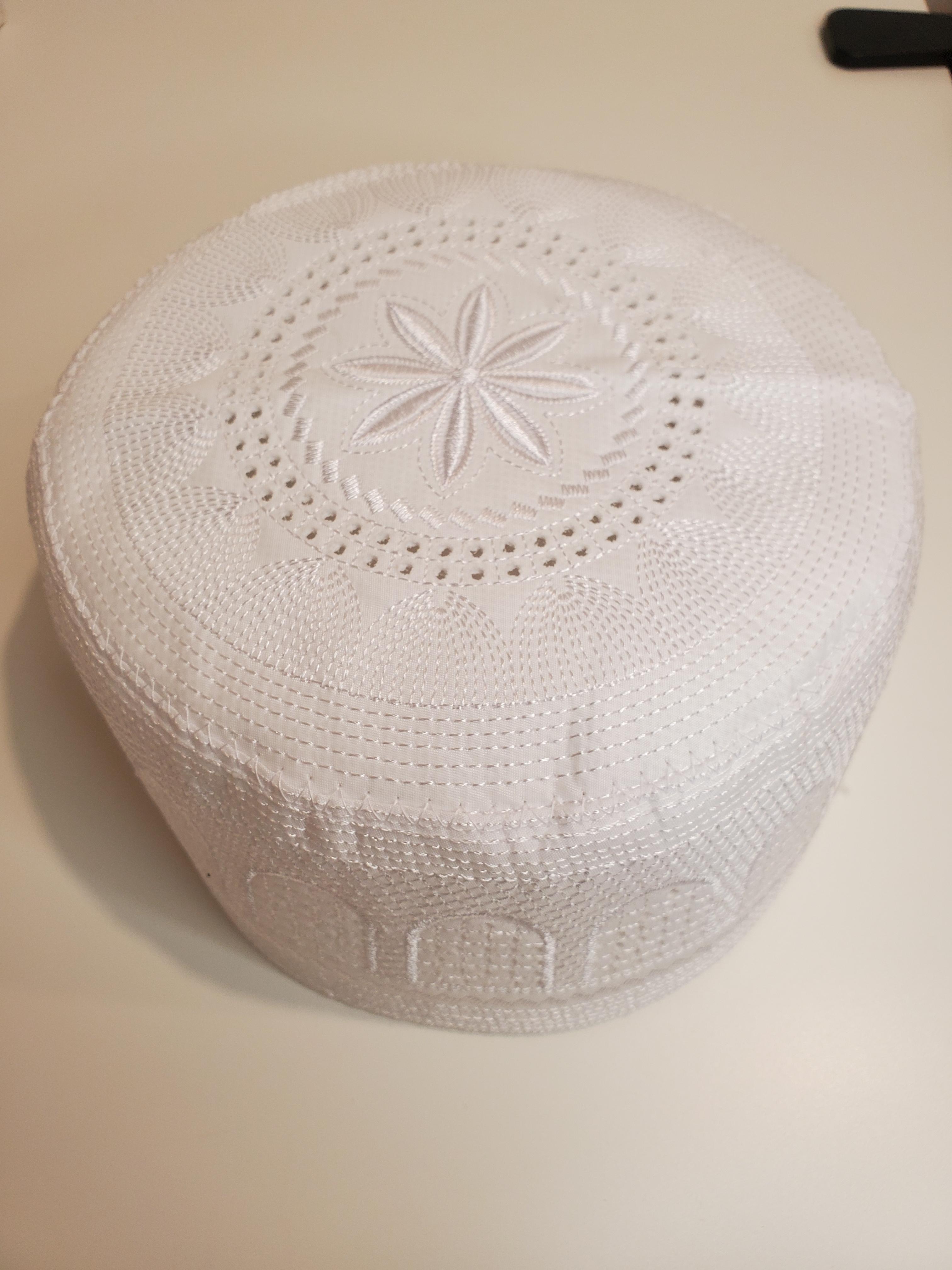 Kufi de prière pour homme blanc thumbnail 2